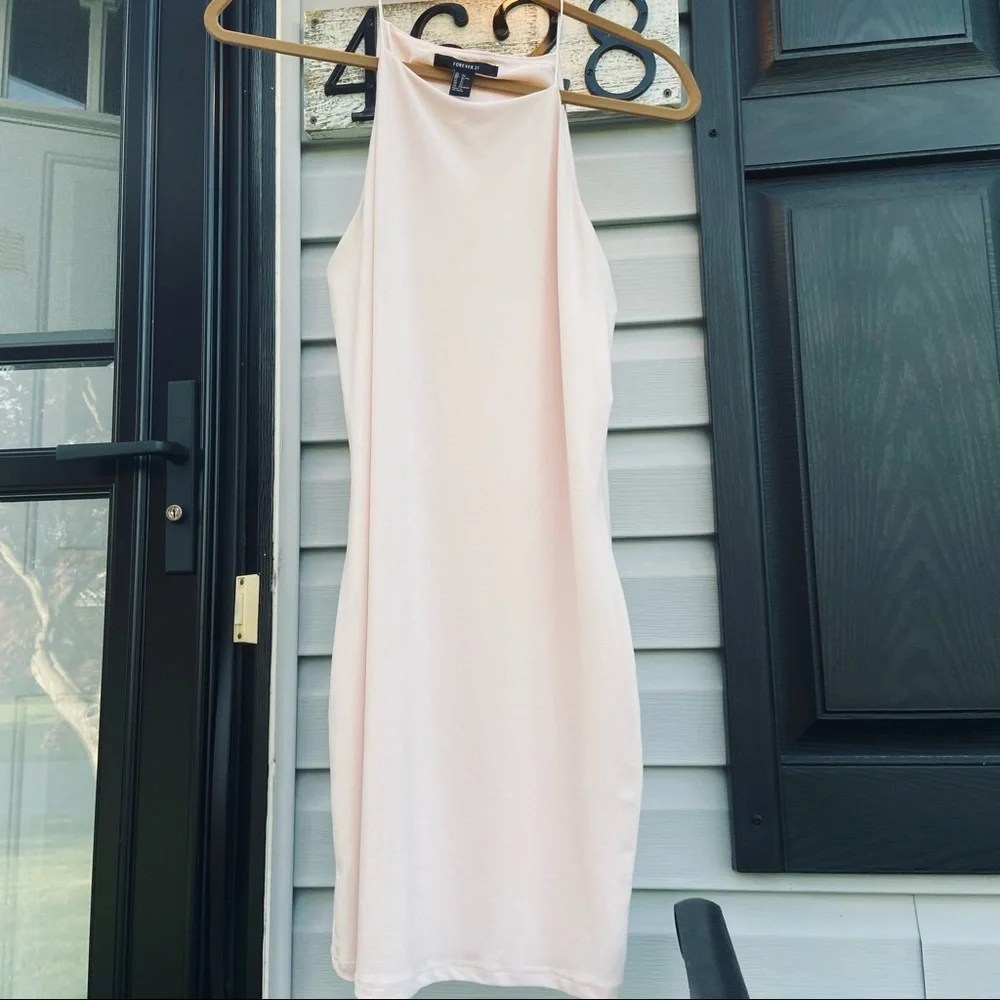 F21 DRESS ✨STUNNING✨ Light Pink Sleeveless - Picture 4 of 12